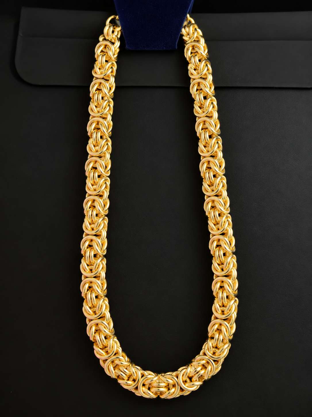 Lavish Royal Weave Necklace