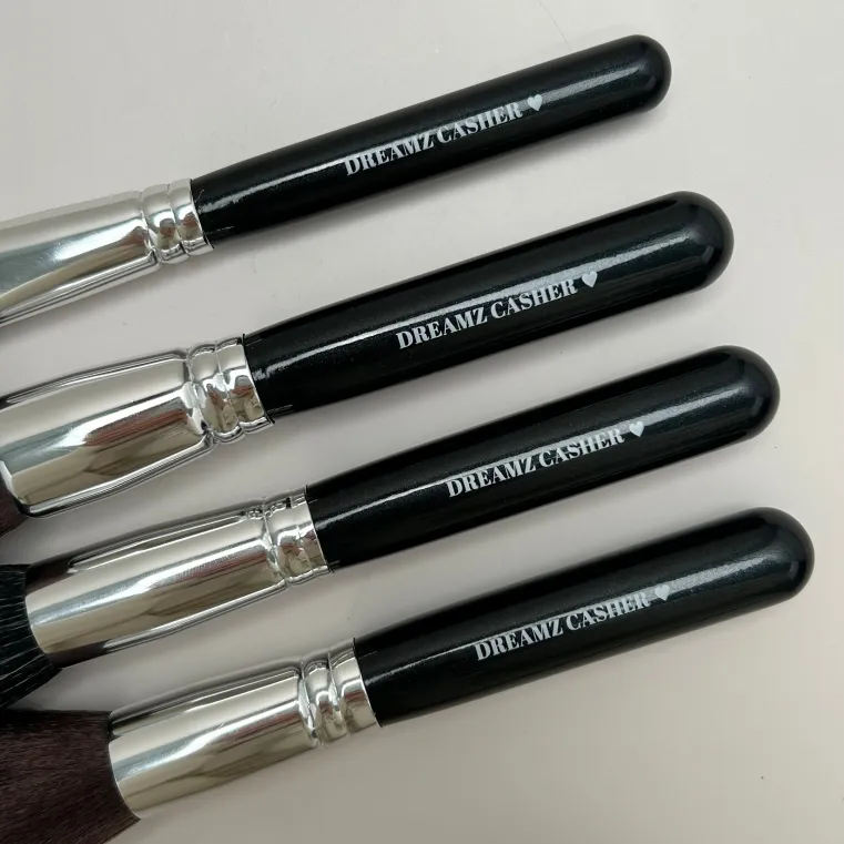 Dreamz girlie's brush set, bag included